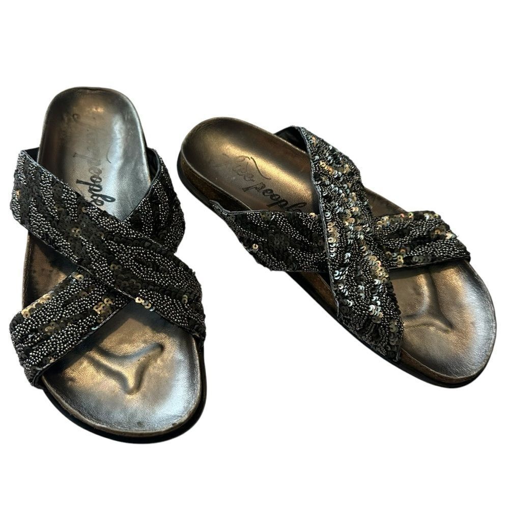 Free People Moon Child Silver metallic Embellished Sandals Sz 37.5 / 7